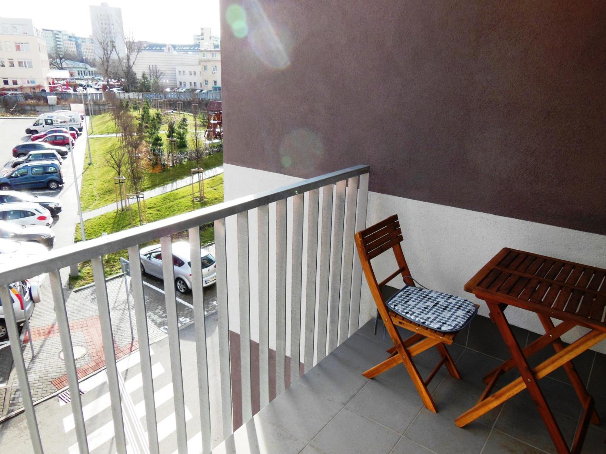 Apartman Bratislava City & Parking Exterior foto