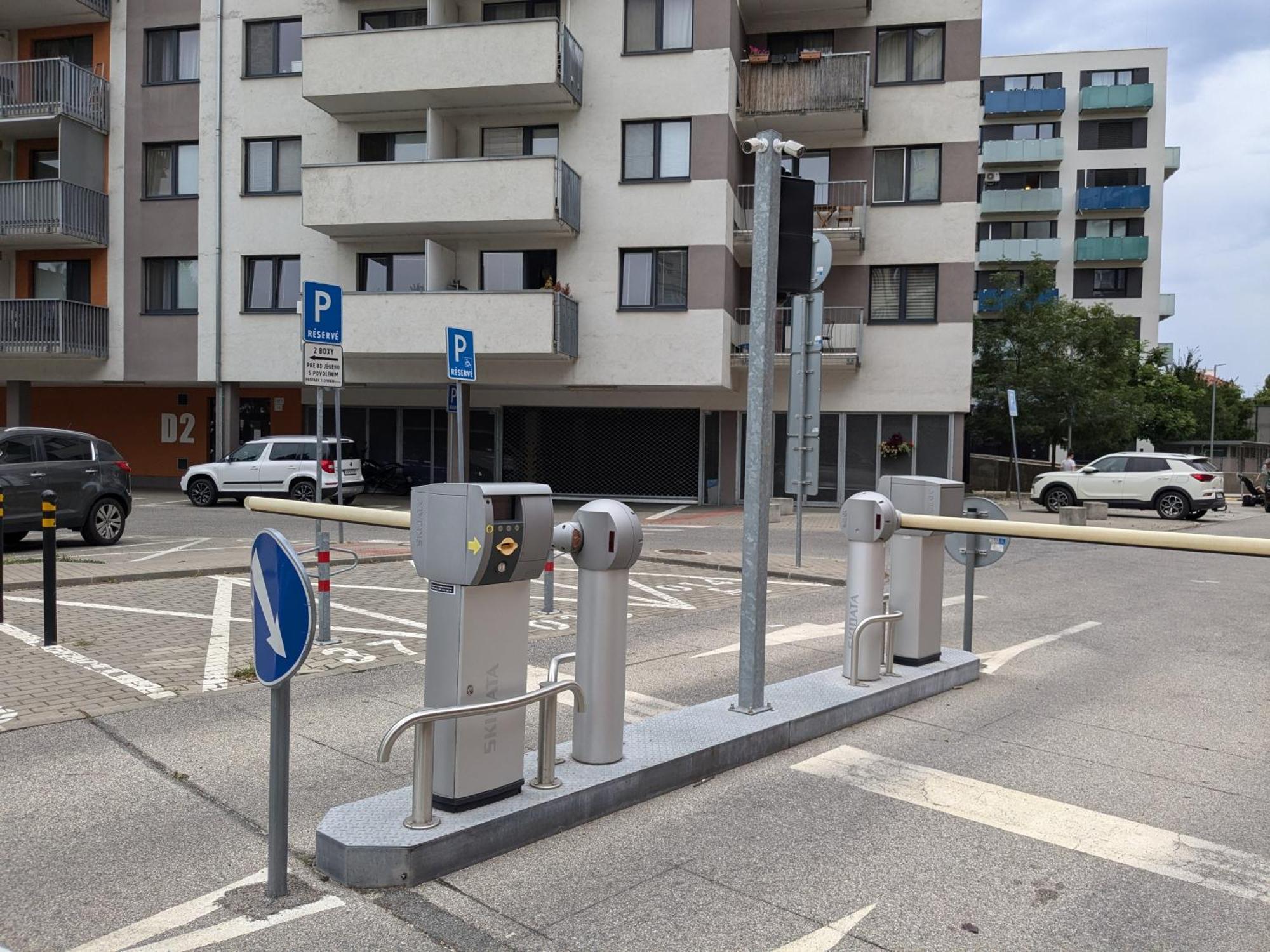 Apartman Bratislava City & Parking Exterior foto